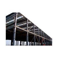 Bâtiment modulaire préfabriqué léger en structure d'acier, charpente métallique, entrepôt moderne, usine, grange, atelier industriel