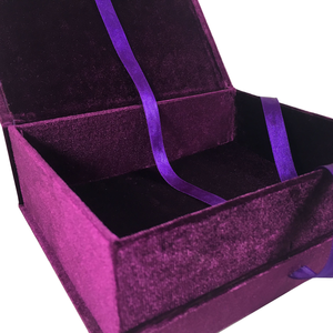 Cajas <span class=keywords><strong>de</strong></span> Regalo <span class=keywords><strong>de</strong></span> Boda <span class=keywords><strong>de</strong></span> Lujo, Hechas a Mano, <span class=keywords><strong>de</strong></span> Cartón <span class=keywords><strong>de</strong></span> Terciopelo Morado con Tapa Laminada - Product Image 6