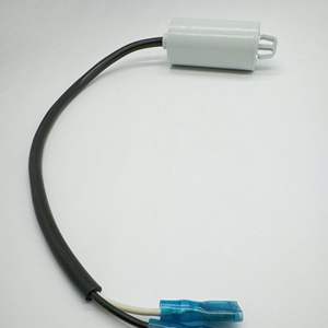 AC <span class=keywords><strong>Motor</strong></span> Lopen Cbb60 Condensatoren 2.5Uf 1.5Uf 450V Elektronische Passieve Componenten 5 Uf Capasitorl Ventilator Capaciteit Inductiekookplaat - Product Image 3