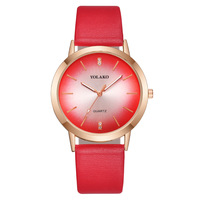Montre à quartz tendance de style européen et américain, personnalisable par le fabricant, pour le commerce de gros international et respectueuse de l'environnement