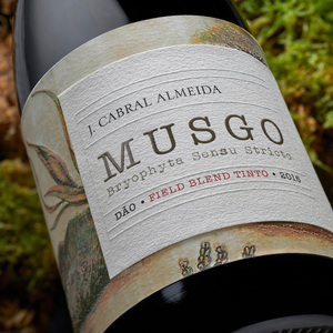 Etiquetas Adhesivas de Papel Artístico Personalizadas, Doble Capa, para Botellas de Vino Tinto Orgánico, con Textura Natural y Pegamento Ecológico - Product Image 1