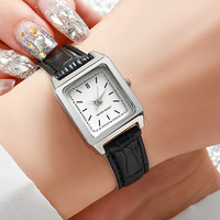 Montres carrées petites tailles très populaires, Nouvelles montres carrées pour femmes, Bracelets de montre, Montres à quartz, Montres pour femmes, Cadeaux