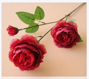 Huaien <span class=keywords><strong>Bouquet</strong></span> <span class=keywords><strong>Artificiel</strong></span> 3 Têtes de Pivoines et Roses pour Décoration de Plafond de Mariage, Arrangements d'Allée, Décoration de <span class=keywords><strong>Noël</strong></span> et de Maison - Product Image 6
