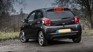 Nouvelle voiture arrière LED troisième feu stop haut montage feu stop pour 2014-2021 pour Toyota Aygo Peugeot 108 citroën <span class=keywords><strong>C1</strong></span> - Product Image 5
