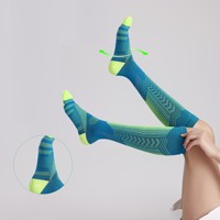 Chaussettes de sport à compression, design personnalisé, imprimées, tricotées pour hommes et femmes, chaussettes de compression personnalisées pour infirmières