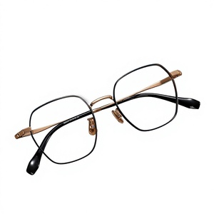 Montures <span class=keywords><strong>de</strong></span> lunettes pour femmes <span class=keywords><strong>de</strong></span> style japonais vintage, ultra-légères, fines, polygonales, pour myopie élevée, visage fin, vente en gros, titane pur 22230 - Product Image 1