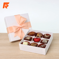 Boîte d'emballage de chocolat de luxe haut de gamme personnalisée pour la Saint-Valentin, imperméable, avec doublure en éponge et insert pour cadeau