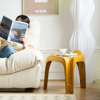 TONY FURNITURE Chaise Sculpturale, Tabouret Bas Nordique Vintage, Design Moderne et Simple, Pouf à Chaussures Rétro Empilable en Plastique pour Salon