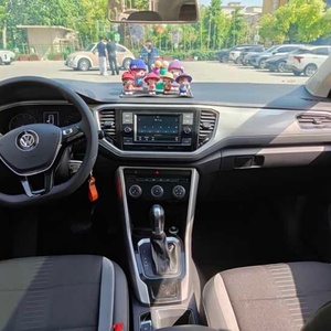 Volkswagen <span class=keywords><strong>T</strong></span>-<span class=keywords><strong>Roc</strong></span> <span class=keywords><strong>2019</strong></span> 230tsi Dsg 2wd de Segunda Mano, Auto Usado Barato, Vw <span class=keywords><strong>T</strong></span>-<span class=keywords><strong>Roc</strong></span> SUV a Gasolina, Volante a la Izquierda, SUV Todoterreno Económico - Product Image 4