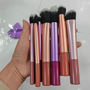 Juego de brochas de viaje con logotipo personalizado, 8 brochas veganas profesionales con cerdas de fibra sintética - Product Image 1