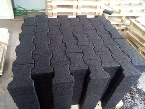 Alas Karet Anti-Selip Stabil untuk Kuda dan Sapi, Lantai Karet Hitam Lembut Ramah Lingkungan untuk Penggunaan Pertanian - Product Image 4