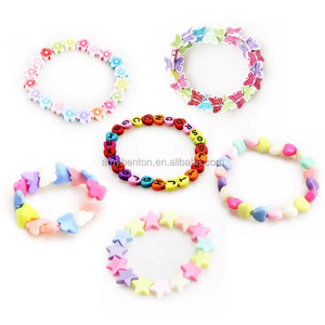 Mini giocattoli di plastica colorata braccialetto a farfalla bambina braccialetti di plastica bomboniere per bambini - Product Image 6