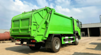 Camion compacteur de déchets diesel de 10-12 mètres cubes avec boîte de vitesses et moteur neufs, véhicule de compression des ordures pour l'assainissement urbain