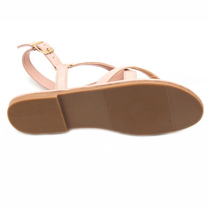 Sandales plates simples pour femmes, style décontracté, à lanières croisées, design frais et épuré, pour la plage, modèle d'exportation, faible MOQ pour essai - Product Image 6