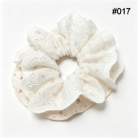 Chouchou à cheveux romantique en dentelle double couche, imprimé floral délicat à l'intérieur, bord festonné, élastique, style bohème vintage, ornement capillaire