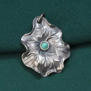 Design Unique Vintage Making Turquoise Stone Setting S925 Silver Rough Lotus Leaf Pendant pour femmes hommes