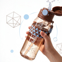 Bouteille d'eau portable anti-fuite à ouverture rapide avec paille intégrée, sangle antidérapante en silicone et dragonne de transport pour le sport