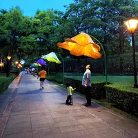 Lámpara de PVC con Forma de Flor de Apertura y Cierre Automático de Alta Tecnología, Control Remoto, Clasificación IP68, Decoración Roja para Paisajes Navideños