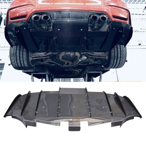 ดิฟฟิวเซอร์หลังคาร์บอนไฟเบอร์คุณภาพสูงสไตล์ VRS สำหรับ BMW F80 M3 F82 M4 ปี 2014 - 2019 ป้องกันกันชนหลัง - Product Image 6