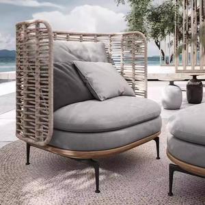 Conjunto de sofá de ratán para exteriores con estructura de aluminio y mimbre de PE para jardín o patio, diseño impermeable. - Product Image 2