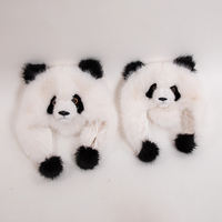Venta al por mayor a prueba de viento cálido Panda sombrero lindo Animal relleno cabeza sombreros felpa invierno sombreros Unisex