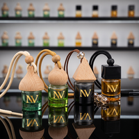 Diffuseur de parfum pour voiture en verre cylindrique, flacon suspendu avec bouchon à vis et couvercle en bois, décoration de véhicule