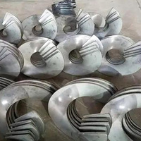 Máquina formadora de laminado en frío de hoja de barrena en espiral única de vuelo de tornillo helicoidal seccional sin eje hidráulico de alta eficiencia