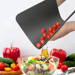 Supplier Chopping Board Wood Fiber Dishwasher Safe BPA Free Natural Pine Wood Fiber Cutting Board Without Hole - Product Image 1