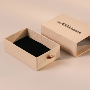 Boîte à bijoux texturée avec tiroir et ruban de tirage, insert noir, emballage pour bagues, colliers, marques, boutiques et vente au détail - Product Image 2