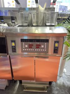 Vente directe d'usine, friteuse électrique de haute qualité, friteuse à poulet pour restauration rapide, friteuse ouverte à trois cylindres avec système de filtration d'<span class=keywords><strong>huile</strong></span> - Product Image 3