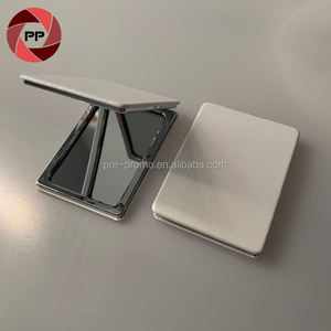 กระจกเครื่องสำอางพับได้ทำจากหนัง PU ทรงสี่เหลี่ยมสีขาวออกแบบได้ตามที่ต้องการ - Product Image 2