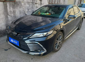 2023-2024 Toyota Camry TRD Luxury Sedan Usata a Rapida Vendita, 4L Benzina, Cambio Automatico, Guida a Sinistra, Colore Scuro - Product Image 3
