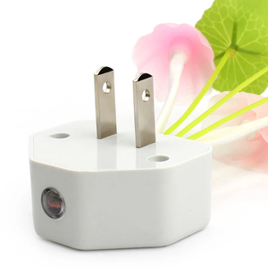 Nouvelle Lampe de Nuit Créative AC110V-220V avec Capteur de Lumière, Prise EU/US, 3 LED Colorées en Forme de Champignon, Lumières Nocturnes LED Colorées - Product Image 3