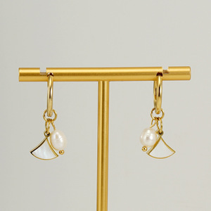 Zogxin Gold Hoop Earrings With Pearl And Shell Charm Geometric Design For Women Party Fashion Jewelry - Product Image 4