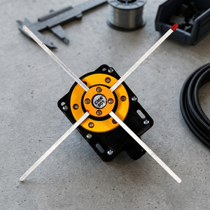 Interruptor Rotatorio PLC CMK 001 C Rail Amarillo y Negro con Cuatro Varillas Metálicas y Punta Roja, Comunicación Modbus, 240V, Memoria de Datos - Product Image 5