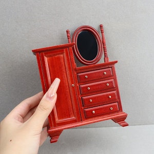 Armadio Guardaroba in Stile Europeo in Miniatura 1:12 per Casa delle Bambole, Scenografia in Micro Paesaggio, Ornamenti per Scenari di Gioco con Cibo, in Legno - Product Image 2