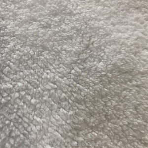 <span class=keywords><strong>100</strong></span> <span class=keywords><strong>Polyester</strong></span> Vi Elmo Sherpa Vải Lông Cừu Cho Phụ Nữ Áo Khoác Với Mặt Sau Chải - Product Image 2