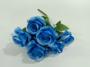 Fornitore all'Ingrosso di Bouquet di Rose Artificiali a <span class=keywords><strong>Sette</strong></span> Teste in Seta, Design Moderno e Morbido per San Valentino, Festa della Mamma, Matrimoni e Decorazioni per la Casa - Product Image 3