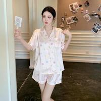 Ensemble de vêtements de détente d'été à manches courtes et shorts ; Pyjama en fausse soie respirant et luxueux pour jeunes femmes, adapté à la tenue en extérieur