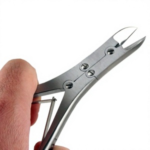 Nouvelles coupe-ongles à ongles en acier inoxydable robustes avec logo OEM et emballage écologique – Regal Impex - Product Image 1