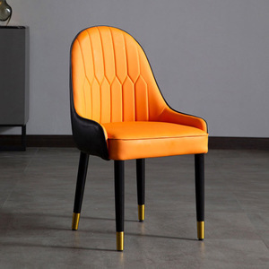 Silla de oficina de cuero con patas de metal negro delgadas y puntas doradas, silla comercial para conferencias - Product Image 6