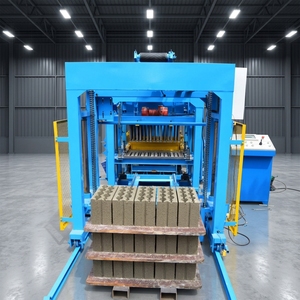 Machine automatique de fabrication de briques creuses en <span class=keywords><strong>ciment</strong></span> QT4-25, machine à briques à haut rendement - Product Image 1