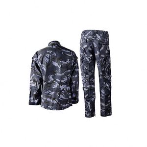 Vêtements de chasse en plein air Ripstop Uniformes de vêtements tactiques Uniformes de garde de sécurité vert Uniformes de garde de sécurité - Product Image 2