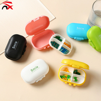 Grosir murah dicetak Logo Travel portabel satu minggu Macaron empat kompartemen Mini plastik Vitamin obat kotak penyimpanan pil