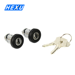 Interruptor de llave de bloqueo de puerta de coche 7701349637 con 2 llaves para <span class=keywords><strong>Renault</strong></span> R9 <span class=keywords><strong>R11</strong></span> R18 - Product Image 1