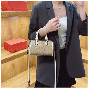 <span class=keywords><strong>Sac</strong></span> de luxe Coah haut de gamme pour femme, nouveau modèle, élégant <span class=keywords><strong>sac</strong></span> Boston, <span class=keywords><strong>sac</strong></span> oreiller, <span class=keywords><strong>sac</strong></span> polyvalent et tendance à porter à l'épaule ou en bandoulière - Product Image 6