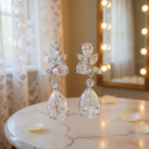 Orecchini pendenti romantici a forma di fiore per donna, con cristalli e strass, in argento 925 placcato rodio, gioielli da sposa - Product Image 2