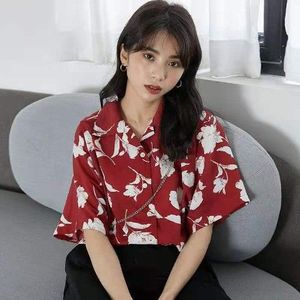 Nuevo diseño de primavera y verano, <span class=keywords><strong>camisetas</strong></span> para <span class=keywords><strong>mujer</strong></span>, <span class=keywords><strong>camisetas</strong></span> holgadas adelgazantes para <span class=keywords><strong>mujer</strong></span>, camisa de <span class=keywords><strong>manga</strong></span> <span class=keywords><strong>corta</strong></span> Floral elegante - Product Image 2