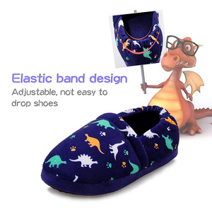Pantoufles de maison pour garçon avec mousse à mémoire de forme confortable à enfiler avec bande élastique doux et chaud pantoufles de maison de dinosaure pour garçons - Product Image 4