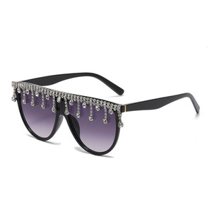 Jamie 5698B <b>Large</b> <b>Frame</b> Sunglasses Black Rhinestone Pendant UV400 Women's Fashion Sun Shades - Product Image 1